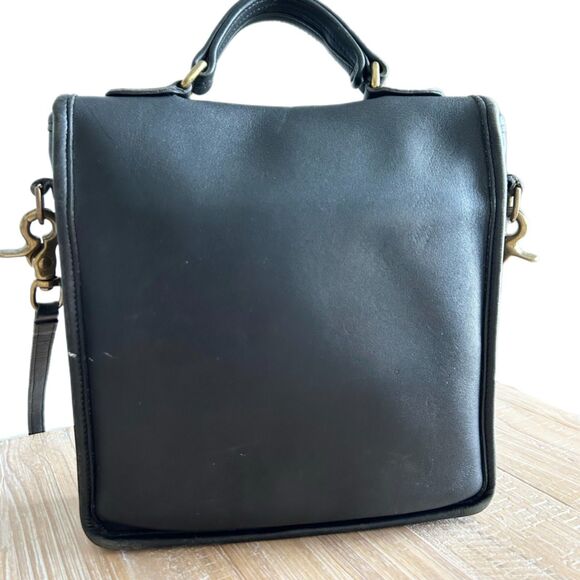 Vintage 1995 Coach Station 5130 Black Crossbody Handle Bag Handcrafted in USA - Picture 4 of 12